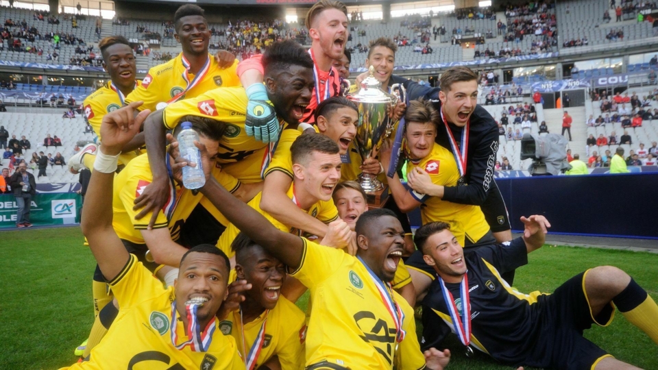 88 - A - Copie de joie remise de coupe 01 (2).jpg