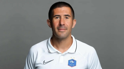 PERREAU NIEL arbitre.jpg